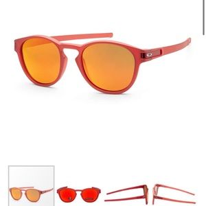 Oakley Men’s Latch Sunglasses